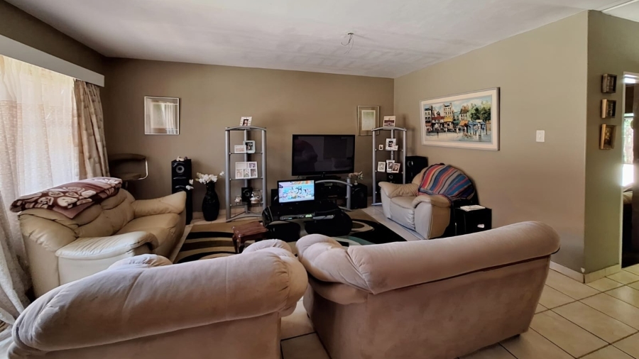 3 Bedroom Property for Sale in Potchefstroom North West